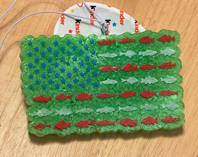 Fish Flag Auto Freshie