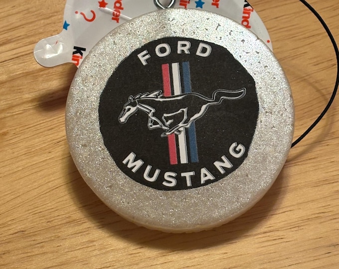 Ford Mustang Circle Auto Freshie