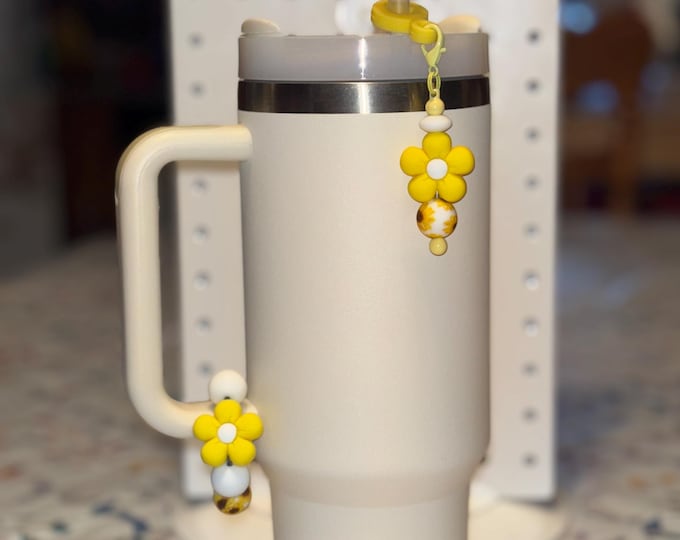 Yellow Flower Tumbler Boot Set