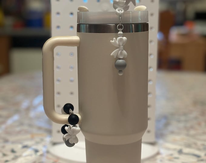 White Bow Tumbler Boot Set