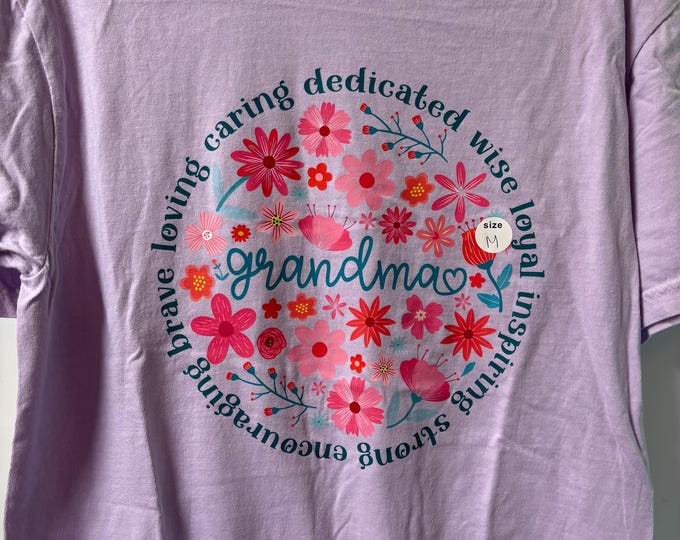 Grandma Adult T-Shirt (Size M)