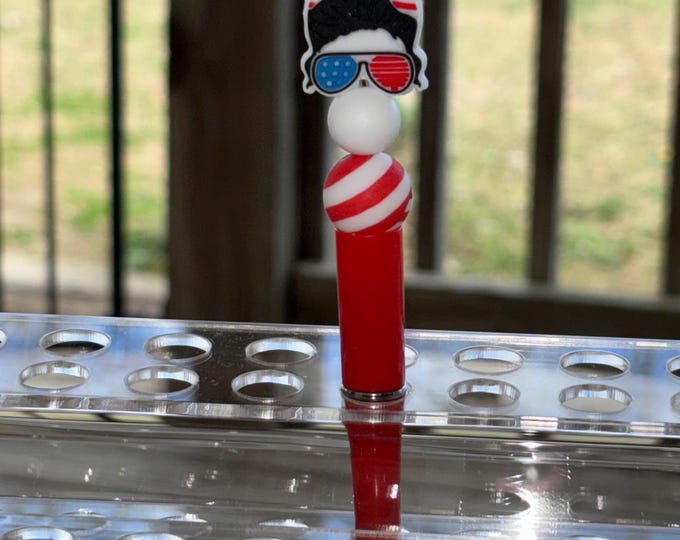 Patriotic Pen