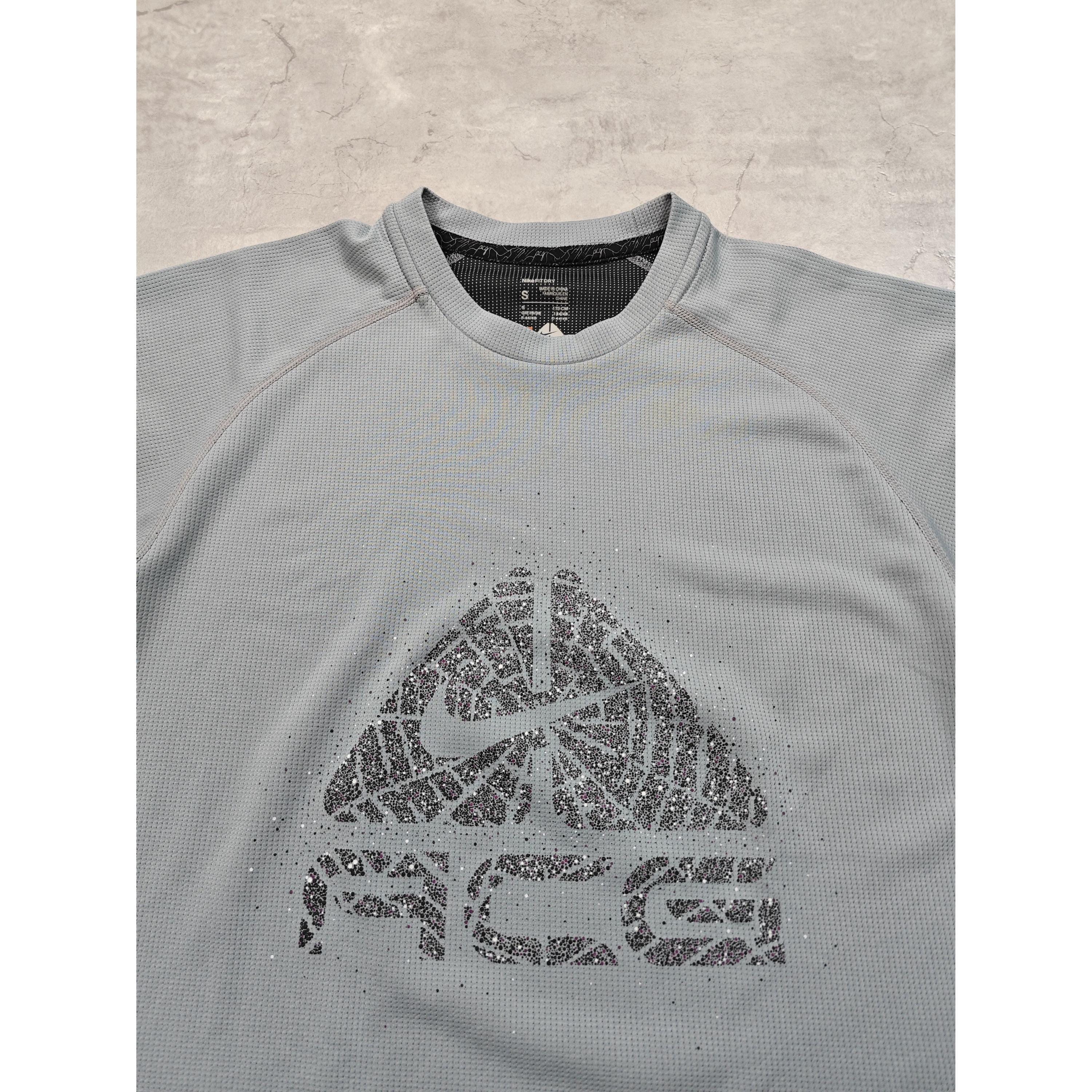 Nike ACG Vintage T Shirt - Etsy