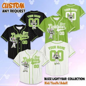 K&ouml;nnte beinhalten: Baseball-Trikots mit Buzz Lightyear-Designs. Die Trikots sind in Schwarz, Wei&szlig; und Gr&uuml;n gehalten, mit Nadelstreifen und unifarbenen Farben. Jedes Trikot tr&auml;gt den Schriftzug "Buzz Lightyear" und die Nummer "00" auf der Vorderseite. Der Text "CUSTOM ANY REQUEST" steht oben.