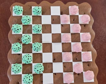 Ice Cream Checkers Set with Storage | Cute Dessert-Themed Board Game | 3D Printed Checkers | Gift for Game Lovers, Families & Kids