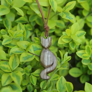 Wooden Cat Pendant, Hand-carved Nature Necklace, Minimalist Animal Necklace, Handmade Wood Jewelry