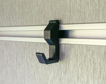 Set di ganci appenditutto per profilato in in alluminio | Hymer