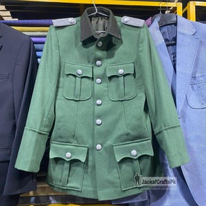 Tysk M43 fälttunikajacka | Militär reproduktion av ullkappa | Historisk rekonstruktionstunika | Specialtillverkad grön jacka i militärstil