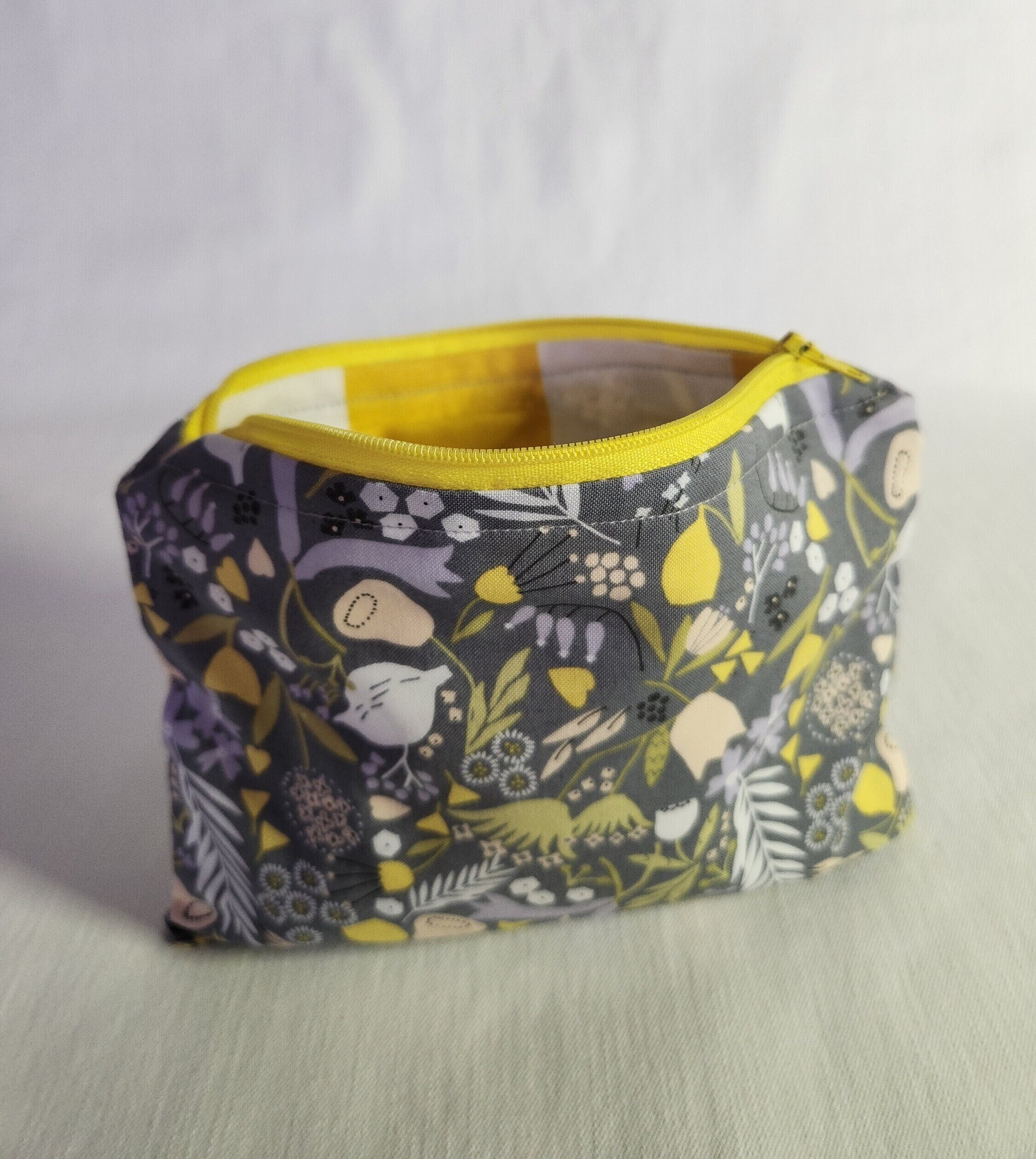 Multi-functional Yellow and Gray Travel Pouch: Your Stylish 