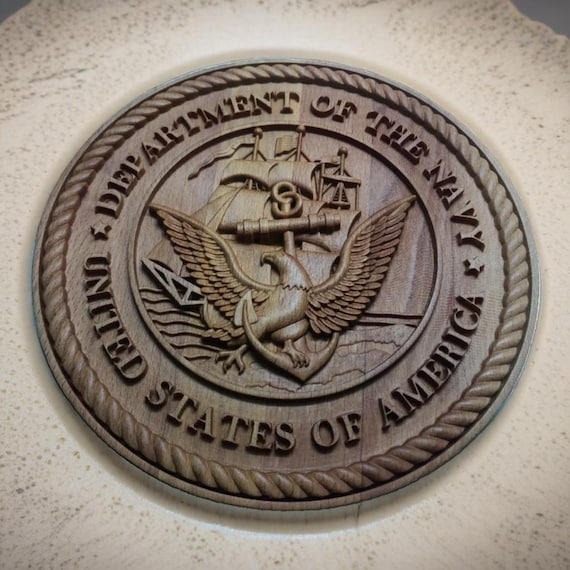 ヴィンテージ US Navy エンブレム 木製 盾 手彫り 英国製 ヴィンテージ US Navy エンブレム 木製 盾 手彫り 英国製