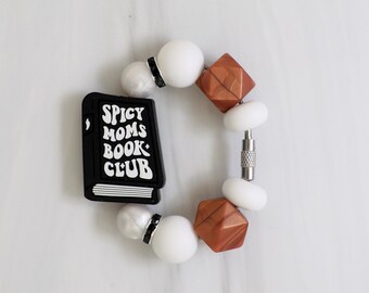 Bookish Tumbler Anhänger - Spicy Moms Club, Stanley Cup Accessoire