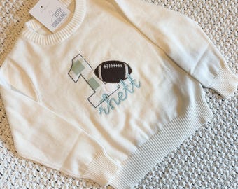 Maglione per il primo compleanno / Maglione per il compleanno a tema football / Vestito personalizzato per il primo compleanno dei bambini / Maglione a quadretti con motivo football ricamato