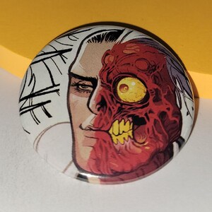 Comic Book 1.5&quot; Button