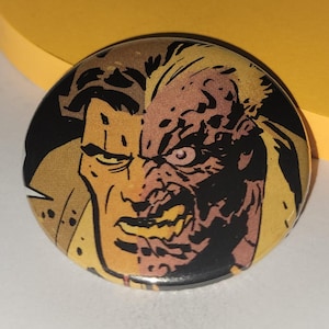 Comic Book 1.5&quot; Button