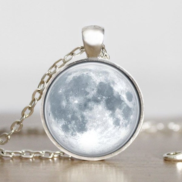 Full Moon Necklace, Full Moon Pendant, Full MoonJewelry, Full Moon Charm
