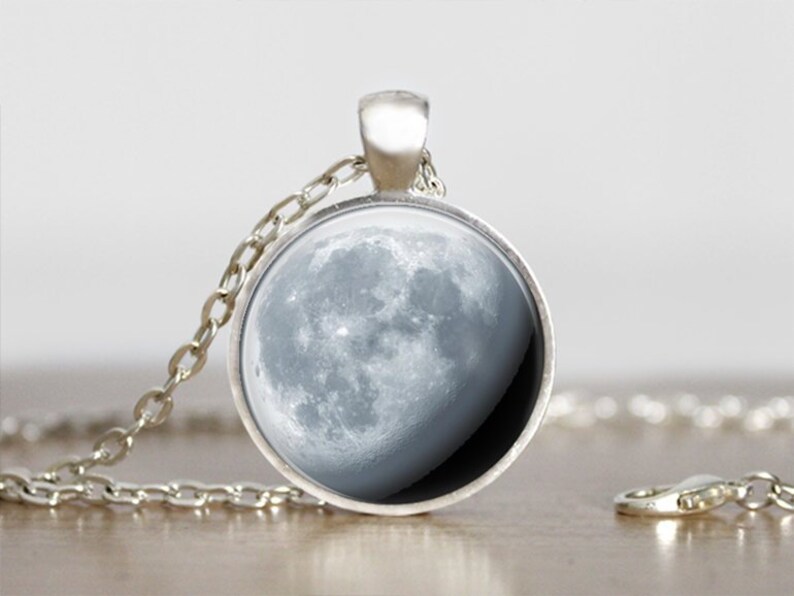 Waning Gibbous Moon Pendant Necklace Etsy