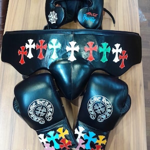 Neue Ankunft Top Trending Hochwertige Kuhfell Leder Schwarz Chrom Herz Boxhandschuhe