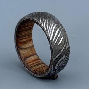 Handmade Damascus Steel Ring Whiskey Barrel Ring Wood Inlay Ring Damascus Oath Ring Gift for Husband Engagement Ring Anniversary Ring Gift