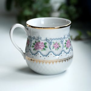 Haas & Czjzek Porcelain Mug from Czechoslovakia, Gilded Cup with Roses