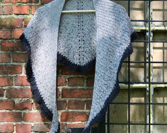 Crochet pattern : Marling into darkness shawl