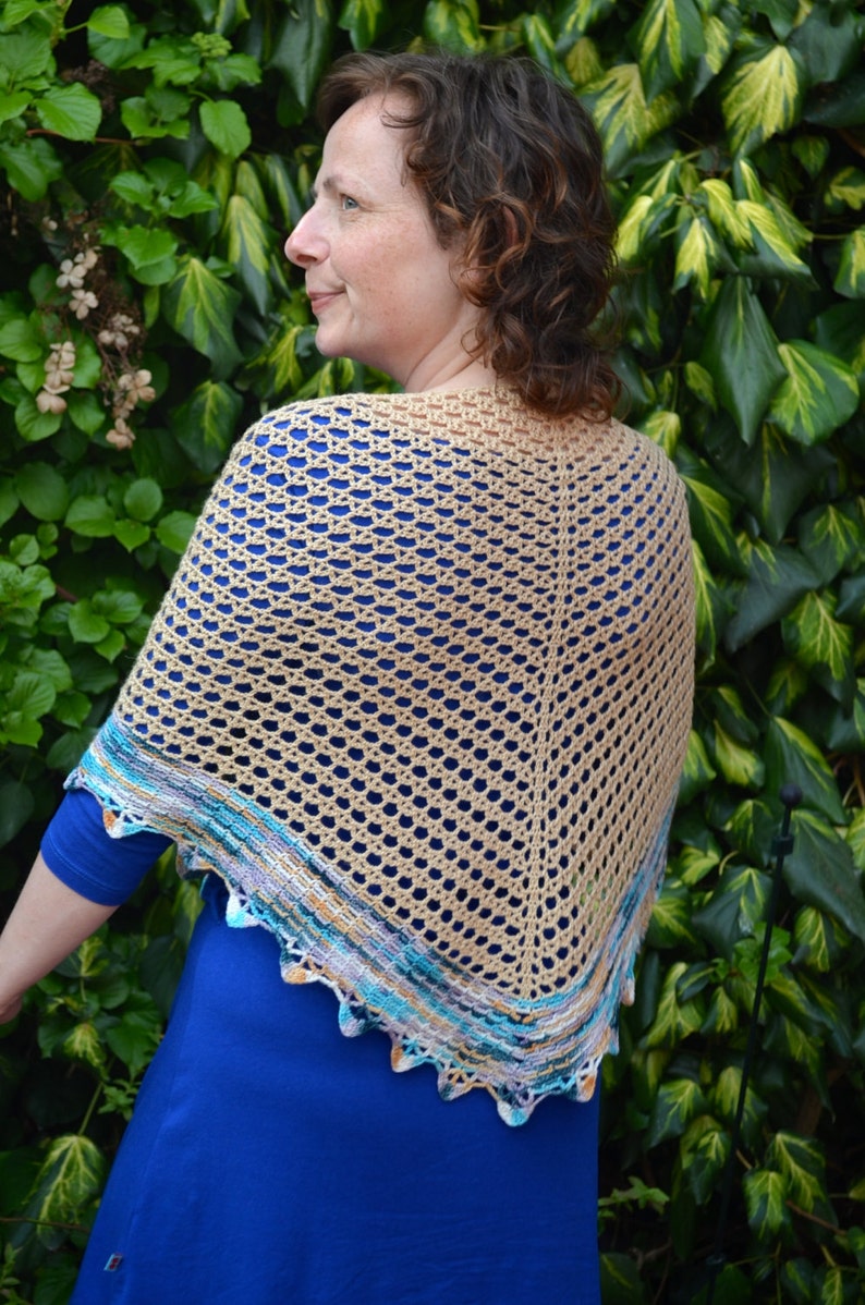Crochet pattern : tender sandstorm shawl image 4