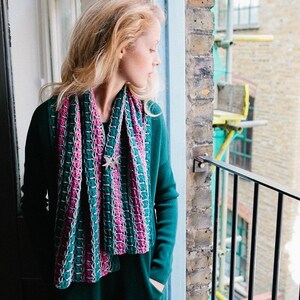 Crochet pattern : stars cowl and scarf