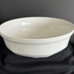 Mikasa Continental White 8 1/2&quot; Round Vegetable Bowl – Discontinued Stoneware