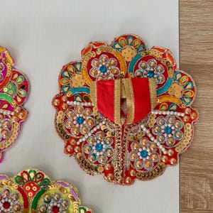 Size 2 Poshak for Ladoo Gopal Dress for kanha Dress Poshak Mala for Krishna Idol height- 2.75 inches