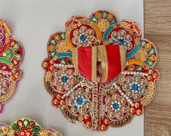 Size 2 Ladoo Gopal Dress with Mala for 2.75" Krishna Idol
