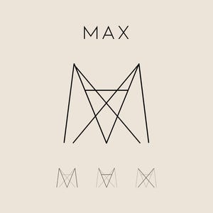Pode incluir: Um design minimalista com a palavra "MAX" em uma fonte fina sem serifa acima de um símbolo geométrico. O símbolo é composto por linhas que se cruzam, com três versões menores abaixo. O fundo é de cor bege neutra.