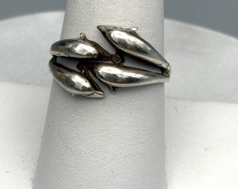 Vintage Sterling Silver Dolphin Ring Size 8 Dimensional Ocean Aquatic