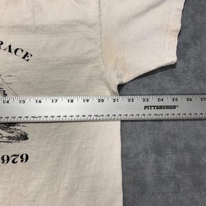 Maglietta da corsa vintage Hanes Beefy T Scotts Hut Race Inaugural Antarctica del 1979 da uomo, taglia XL. immagine 10