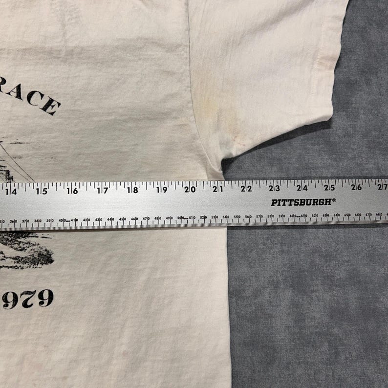 Maglietta da corsa vintage Hanes Beefy T Scotts Hut Race Inaugural Antarctica del 1979 da uomo, taglia XL. immagine 10