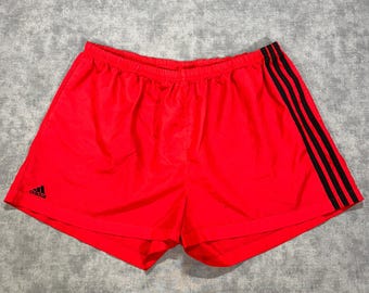 Vintage Adidas 2004 rode en zwarte shorts met 3 strepen, maat 2.5 (dames XL) sportief