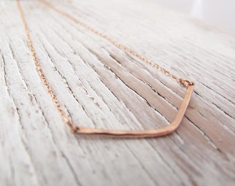 Chevron Necklace, 14/20 Rose Gold filled, Hammered Necklace, Petite and Dainty Jewelry, Minimalist Necklace, Layering