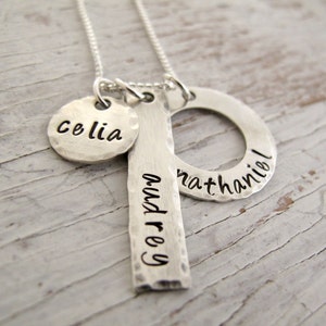 Collar con nombre de 3 niños, collar de madre personalizado, abuela, nombres de nietos, estampado a mano