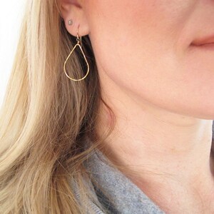 14k Gold Filled Teardrop Earrings, Hammered, Lightweight, Modern, READY TO SHIP, Gift for Her image 4