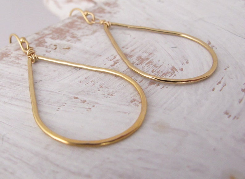 14k Gold Filled Teardrop Earrings, Hammered, Lightweight, Modern, READY TO SHIP, Gift for Her image 2