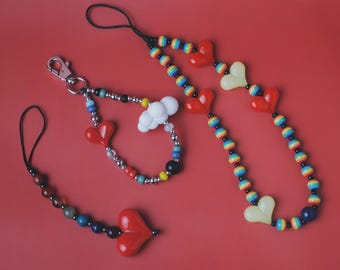 Chunky Heart Bead Phone Charm – Kawaii Colorful Wrist Strap, Handmade Y2K Beaded Lanyard for Phones & Bags