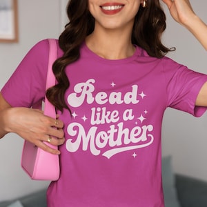 Book Lover Shirt Bookish Mom Mother&#39;s Day T-Shirt Funny Reading Bookworm Shirt for Women Retro Librarian Literary Graphic Top Gift for Mom
