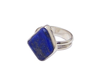 Lapis Lazuli and Sterling Silver Ring, size 7-1/2  r75labg3691