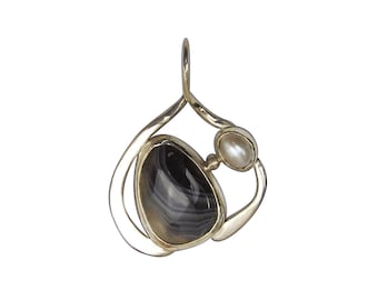 Botswana Agate with Pearl, Sterling Silver Pendant  pbtsh3615