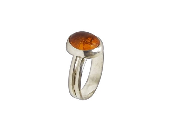 Amber and Sterling Silver Hand Crafted Ring, size 6-1/4  r625ambe3540