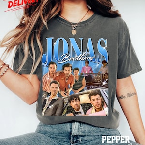 Vintage Jonas Brothers unisex t-Shirt, Living The Dream Tour 2025 Shirt, Jonas Brothers Tour Shirt, Jonas Bros 20th Annivesary Tour Shirt