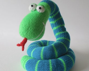 Twirly Snake toy knitting pattern