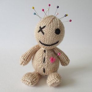 Voodoo Doll toy knitting pattern image 1