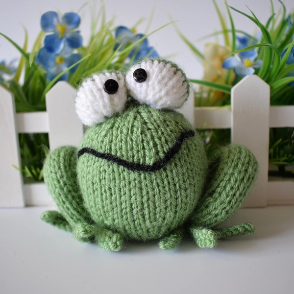 Froggy toy knitting patterns