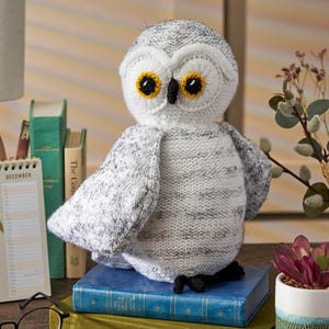 Twit Twoo Snowy Owl Toy Knitting Pattern PDF