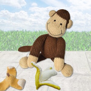 Norwood Monkey toy knitting patterns image 3