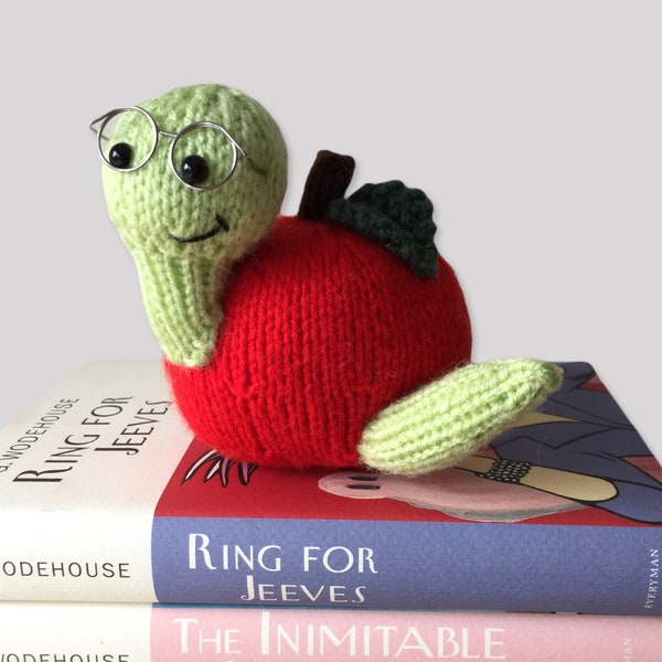 Billy Bookworm toy knitting pattern